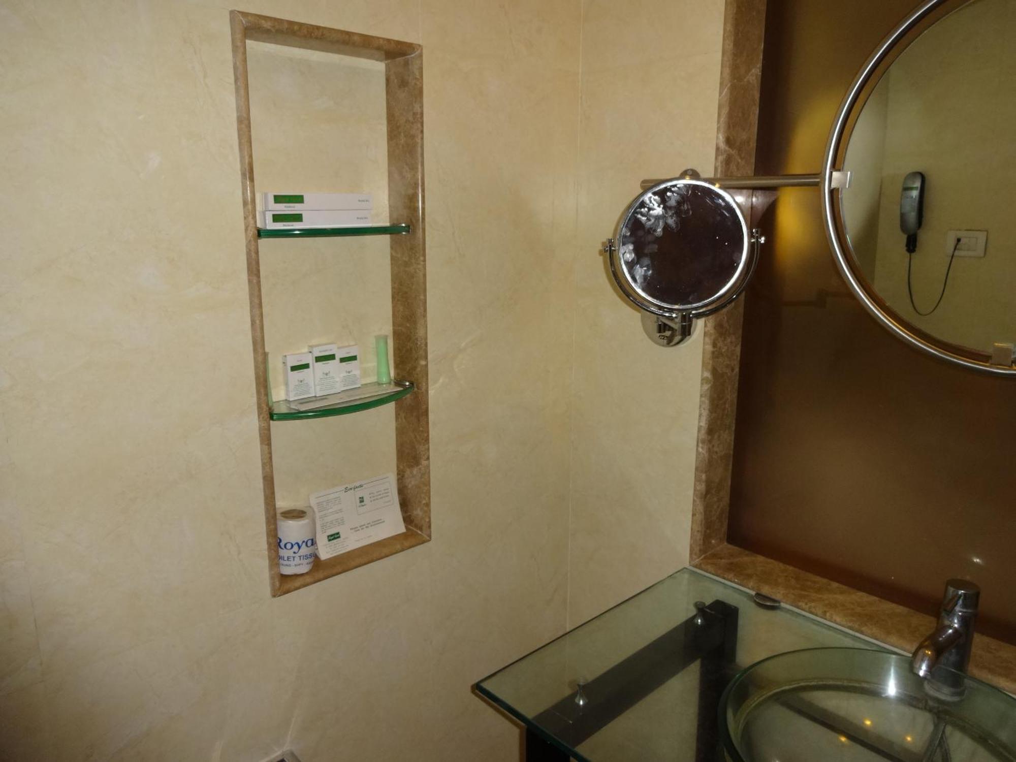Royal Court Hotel Madurai Bilik gambar