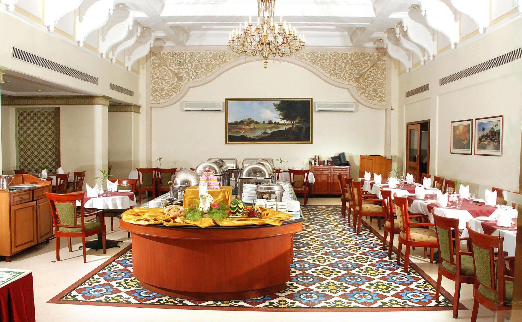 Royal Court Hotel Madurai Luaran gambar