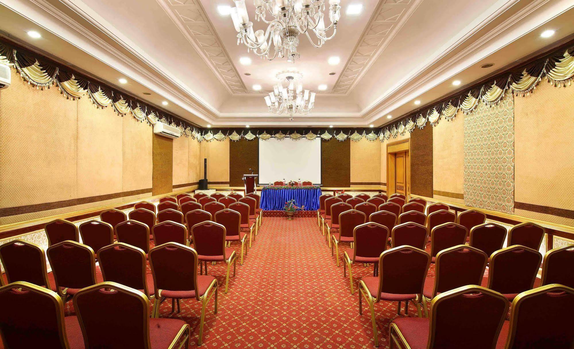 Royal Court Hotel Madurai Luaran gambar
