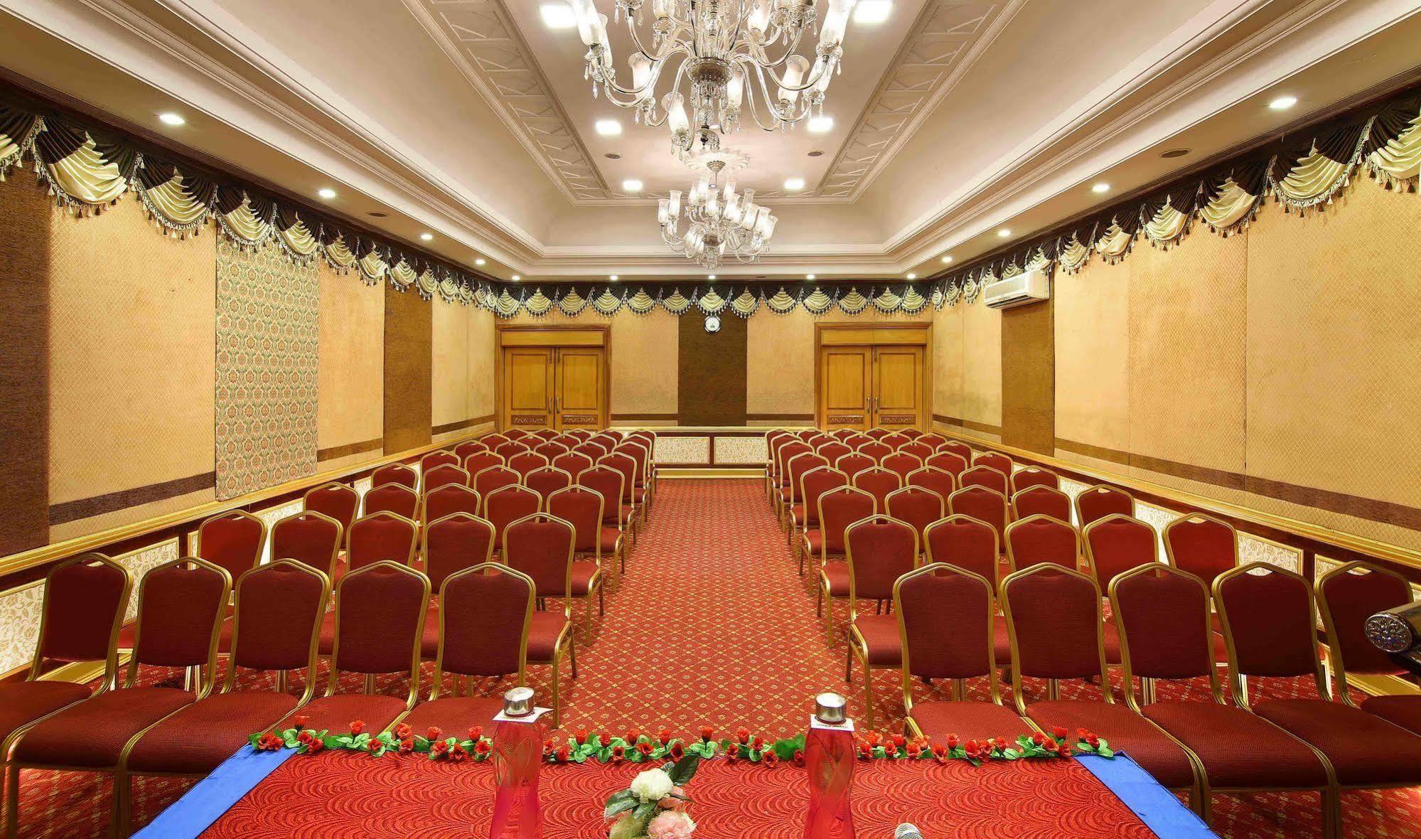 Royal Court Hotel Madurai Luaran gambar