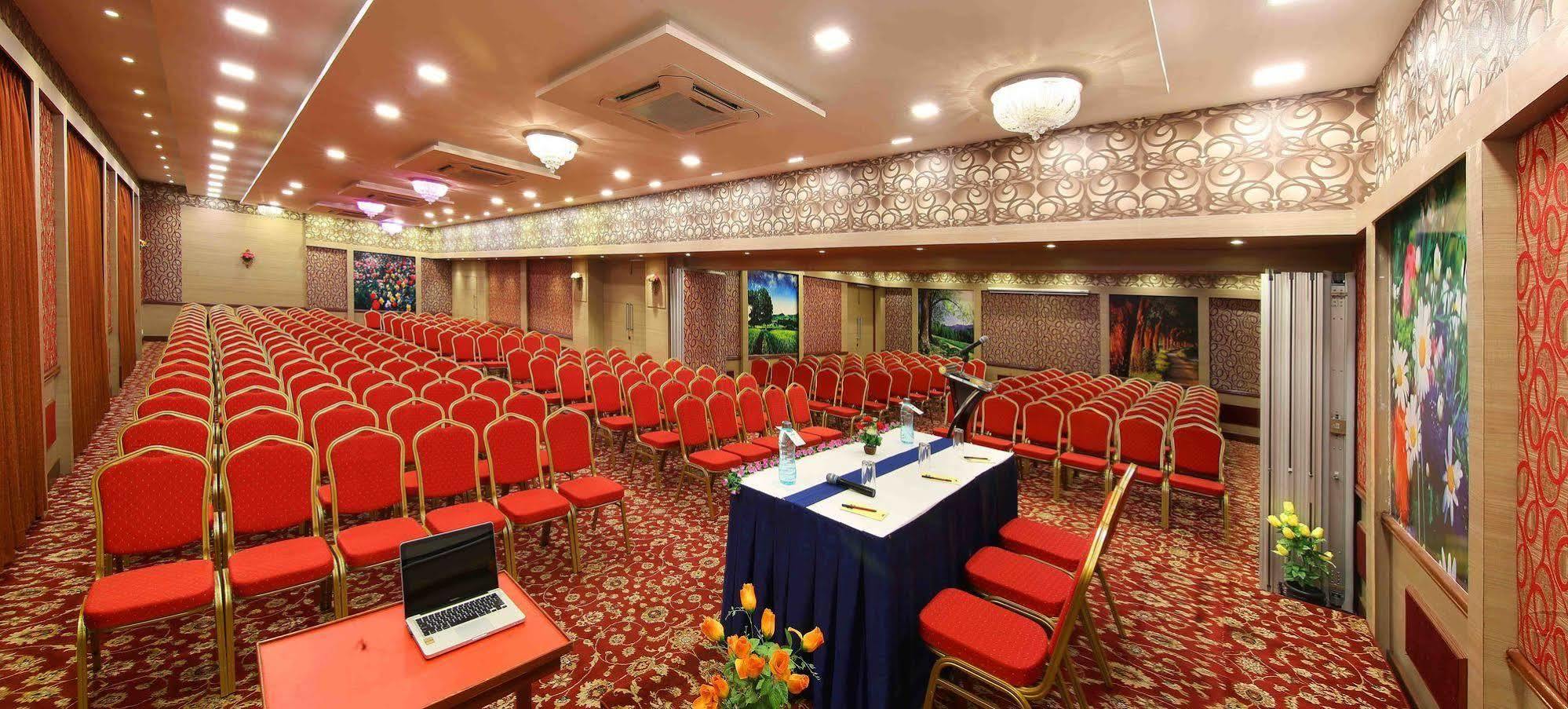 Royal Court Hotel Madurai Luaran gambar