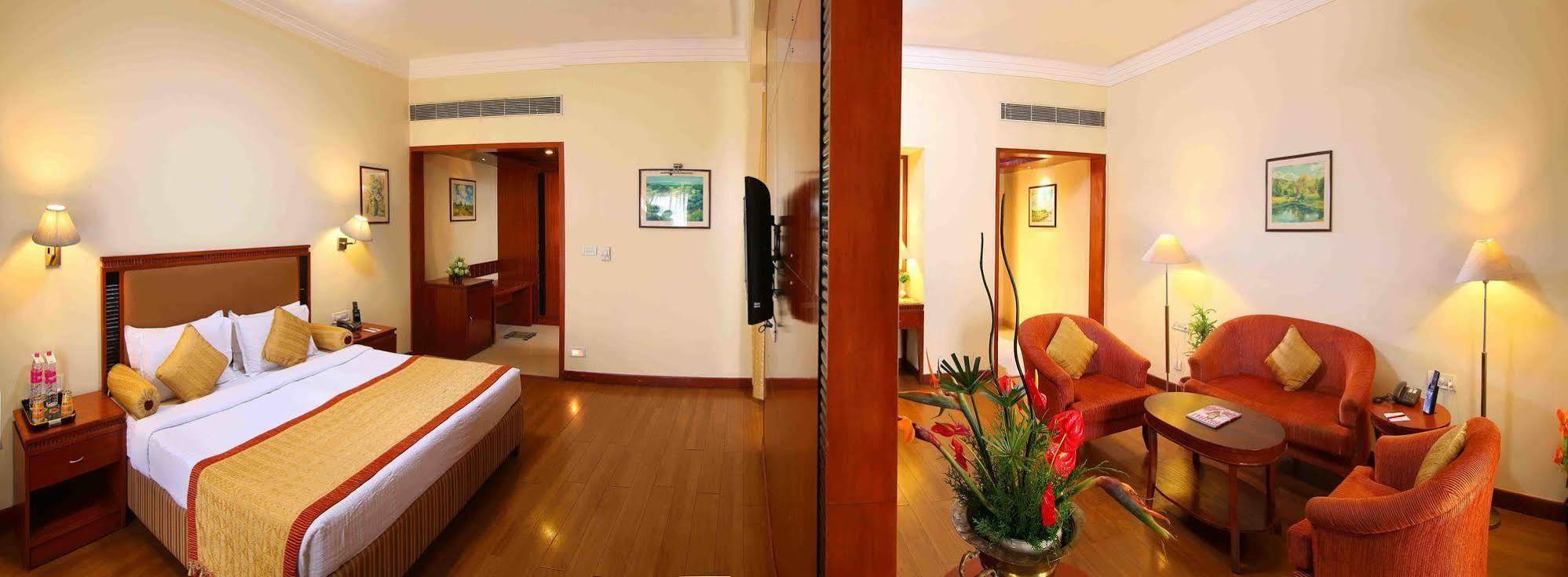 Royal Court Hotel Madurai Luaran gambar