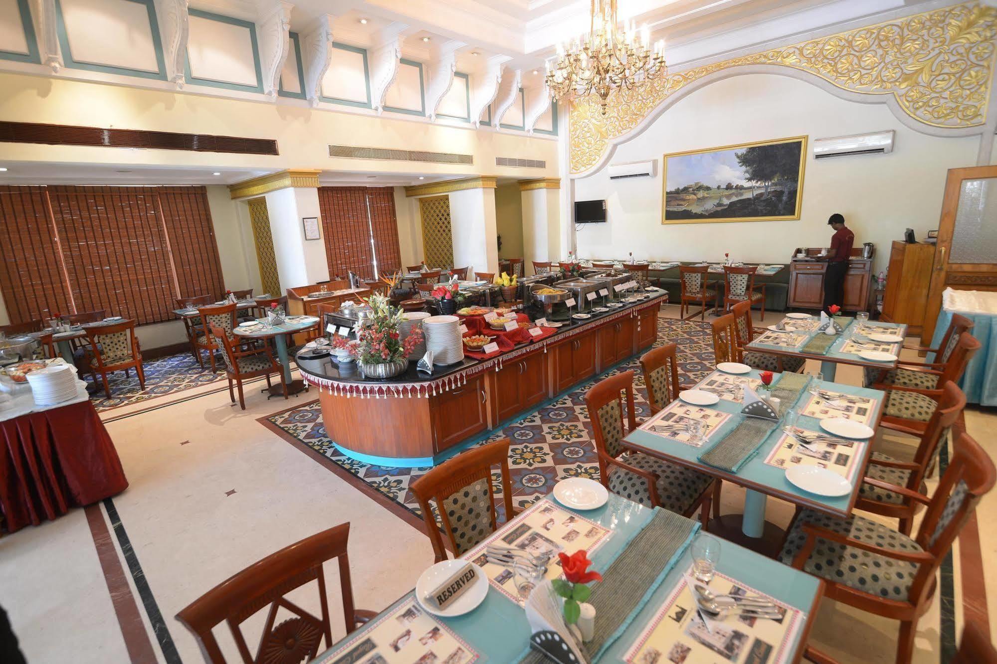 Royal Court Hotel Madurai Luaran gambar