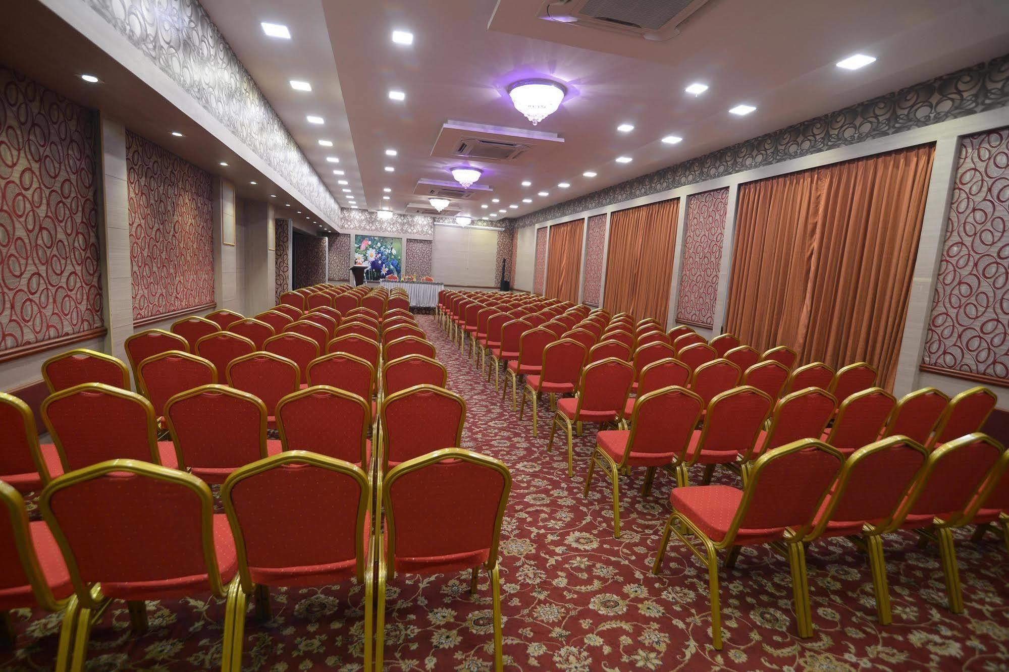 Royal Court Hotel Madurai Luaran gambar